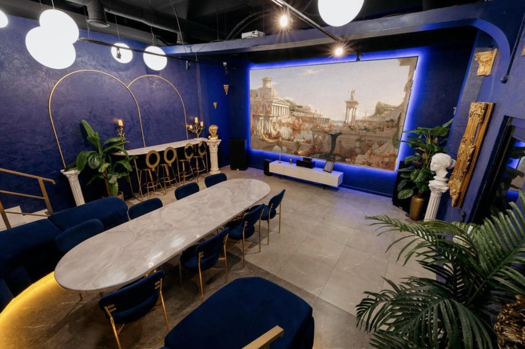 Boheme — private cinema room