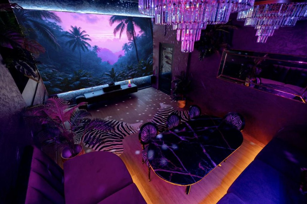 Indigo — private cinema room